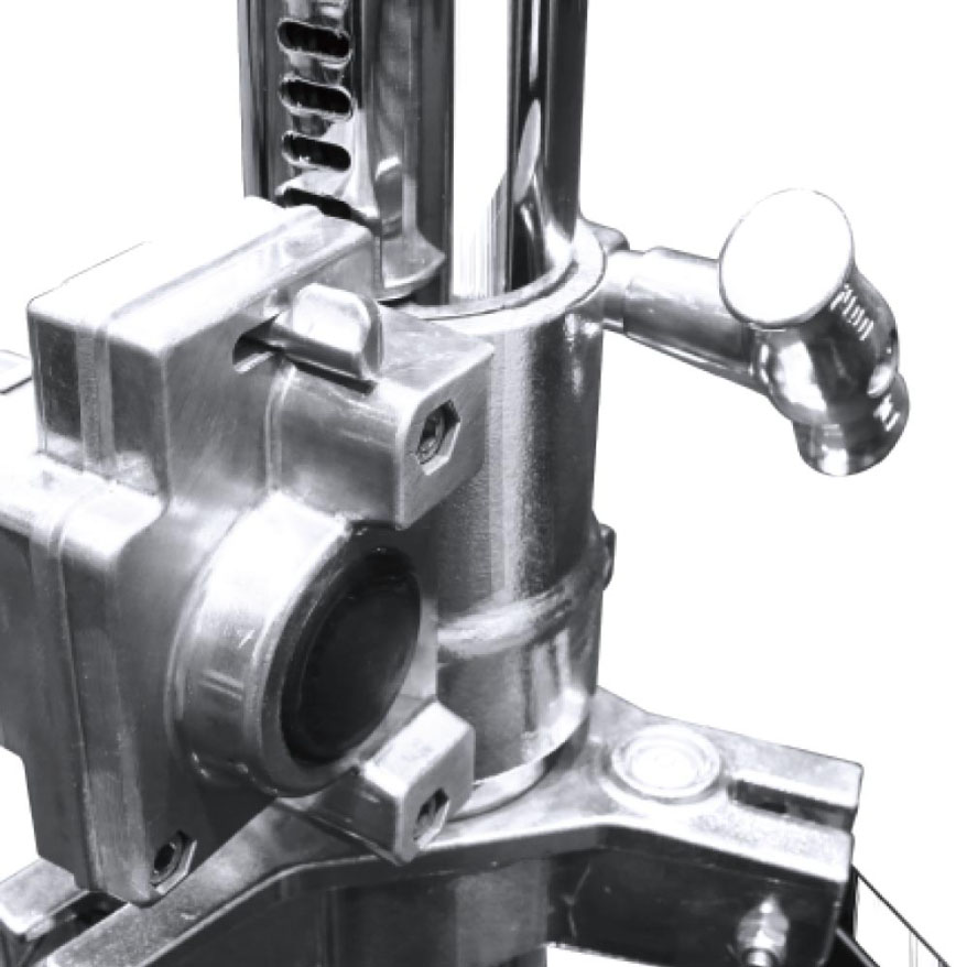 KUPO 5 Sct. Jumbo Cranking Stand with Braked Wheels ( TÜV certification)